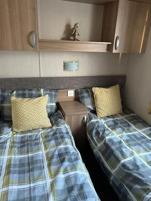 아파트 Beautiful Sea View Caravan 파일리